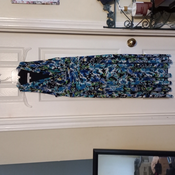 Evan Picone Dresses & Skirts - EVAN PICONE.